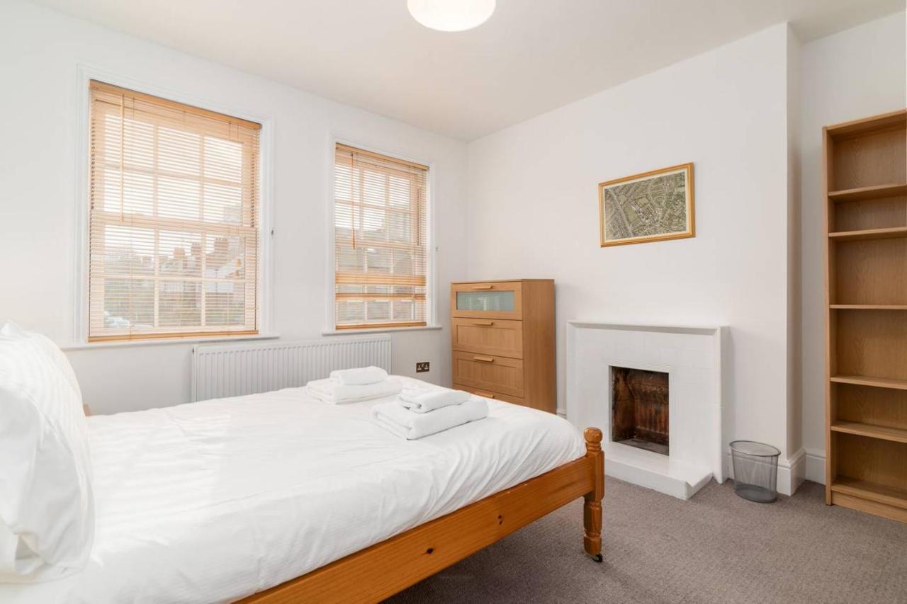 Guestready - Modern 2-Bed For 4 In Golders Green! Лондон Экстерьер фото